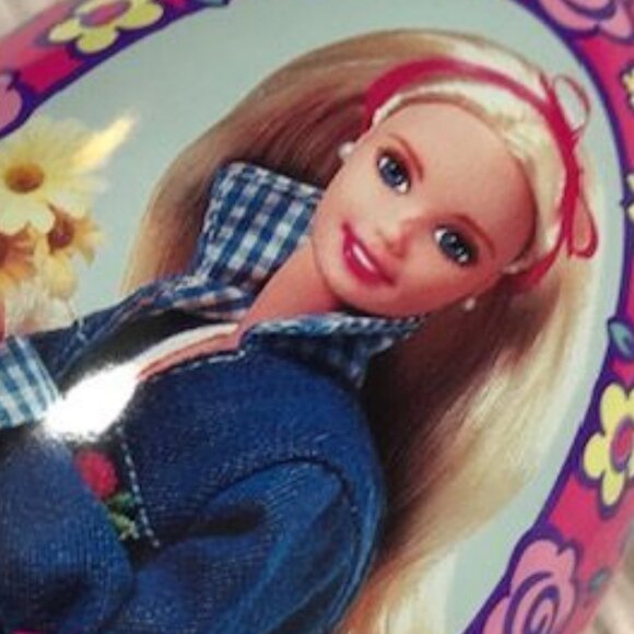 Set of 3 Vintage Barbie Russell Stover Candies Tins - Picture 7 of 10